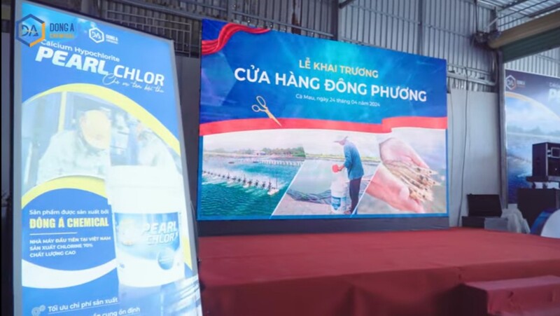 Buổi lễ khai trương cửa hàng của đối tác Đông Phương